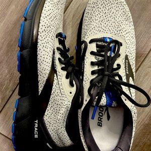 Brooks shoes